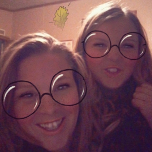 Meet your Posher, Sara - Picture 1 of 1